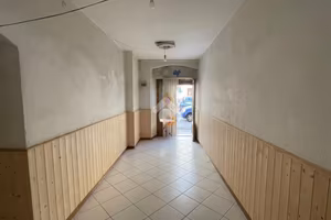 NEGOZIO A PRATO