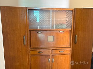 Credenza