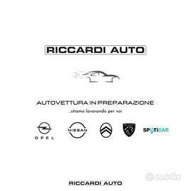 Peugeot 208 5P - Allure Hybrid 110cv E-DCS6