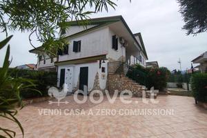 Villetta a schiera di 90 m² con 4 locali e posto a