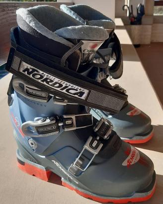 Scarponi da scialpinismo donna