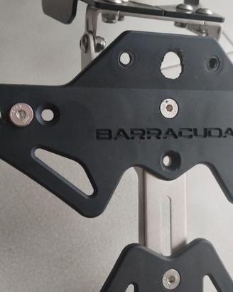 Portatarga per tenere 700 barracuda nuovo