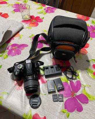 Nikon D 3000