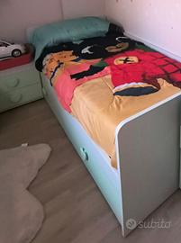 Letto singolo con comò