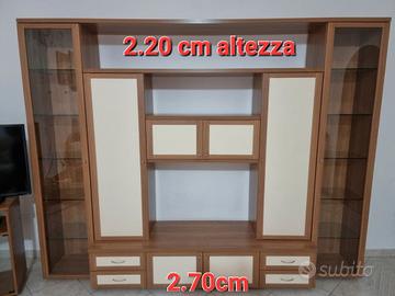 PARETE ATTREZZATA 