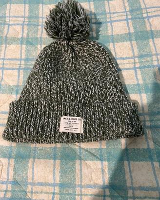 Cappello invernale con fantasia