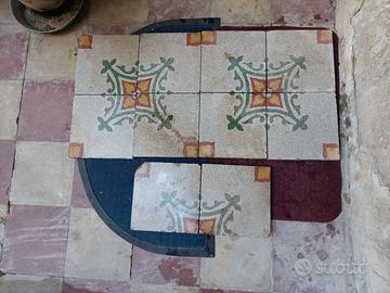 Antiche mattonelle Cementine cm 20x20, due decori
