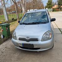 Toyota Yaris 2001