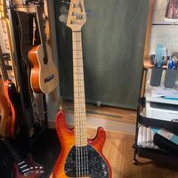 Basso music man 5 corde  cinese