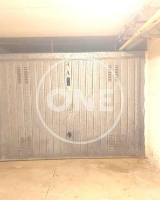 Box / Garage di 48 m² a Santa Marinella
