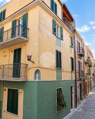 2 LOCALI A VASTO
