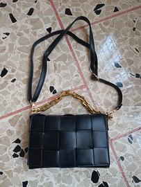 Borsa a tracolla elegante nera