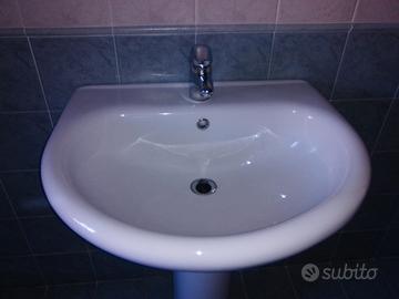 Lavabo, lampadari, zanzariere