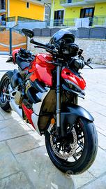 ducati streetfighter v4 