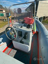 Gommone 5.80 con suzuki 90