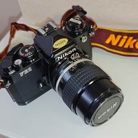 Macchina Fotografica Reflex NIKON FE2