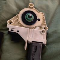 motorino alzacristalli audi Q7