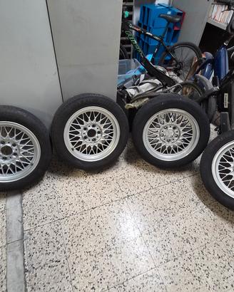 Cerchi originali BMW M3 E30