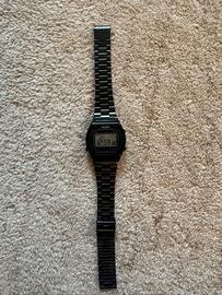 orologio digitale casio nero illuminator