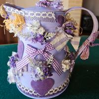 Teiera  metallica dipinta lavanda shabby chic
