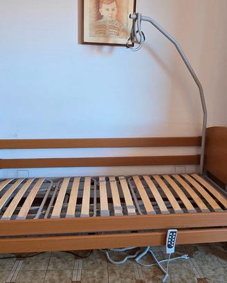 Letto elettrico Wimed completo con alzamalati