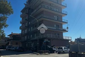 5 LOCALI A MARIGLIANO