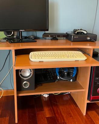 Tavolo / scrivania porta PC con ripiano tastiera