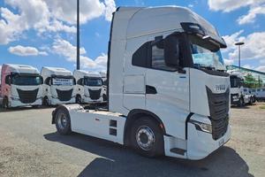 Iveco S-way 510 trattore