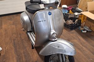 Piaggio Vespa 125 GTR