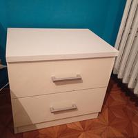 set mobili per camera da letto. 2 comodini + 1comò