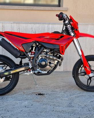 Beta RR Motard 125