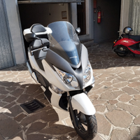 Scooter Honda SWT 400