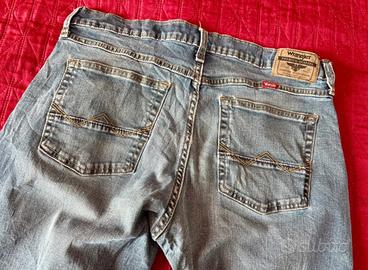 Jeans Wrangler Athletic Fit - Taglia 46/48n