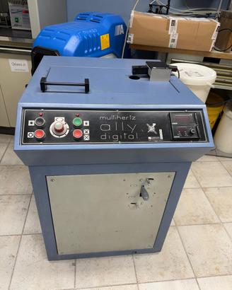 Fonditrice a centrifuga Manfredi ally digital