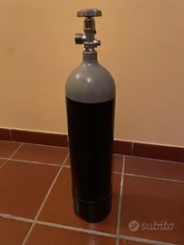 Bombola per osmosi acquario con regolatore.