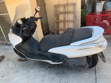 Moto majesty 400 per pezzi di ricambio