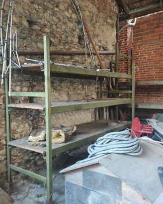 Scaffale