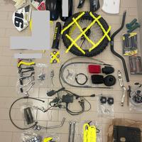 lotto ricambi accessori pit bike TUTTO 100€!!