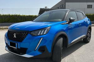 PEUGEOT 2008 BlueHDi 130 S&S EAT8 GT