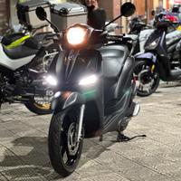 PIAGGIO LIBERTY S 125 tua soli 27 euro al mese