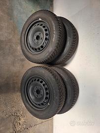 gomme neve con cerchi per gruppo vw/audi 15pollici