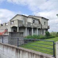 Villa a Giacciano con Baruchella(RO)