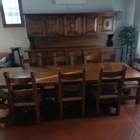 Tavolo da 8 persone più mobile in legno