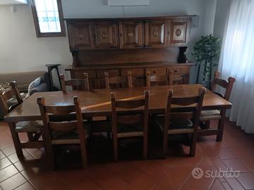 Tavolo da 8 persone più mobile in legno