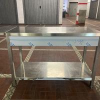 Arredo pub,pizzeria,minimarket,salumeria,panini