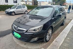 Opel astra 1.7 dti 110cv exlusive 2012