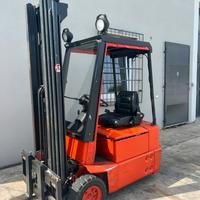 Carrello elevatore Linde E15 triplex