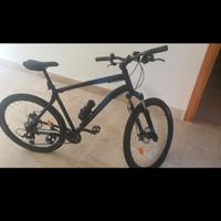 mountain bike  (usata pochi km)