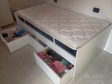 Letto + rete a doghe legno + materasso