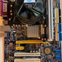 SCHEDA MADRE FOXCONN N15235, CPU INTEL 2 CORE 6320